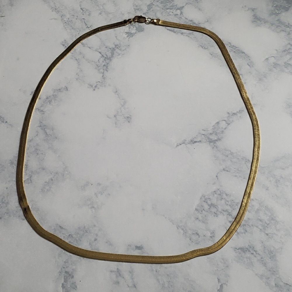 ‎Vintage Golden Necklace